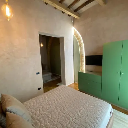 Affittacamere Il Cortile Di Elen 4*