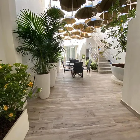 Konukevi Il Cortile Di Elen Marsala