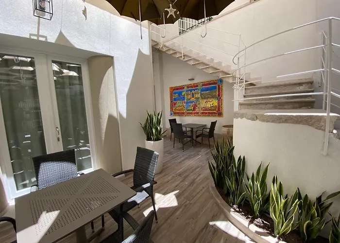 Konukevi Il Cortile Di Elen Marsala