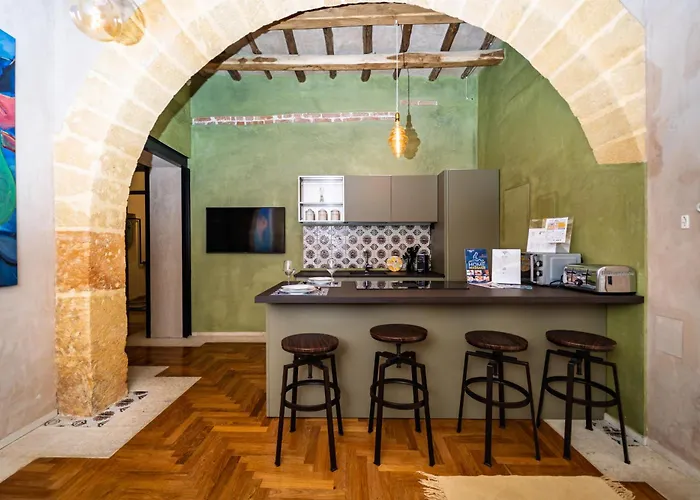 Il Cortile Di Elen Konukevi Marsala